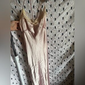 Elegant Pink Lace Trim Nightgown